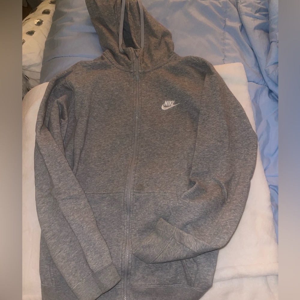 Men’s Nike hoodie